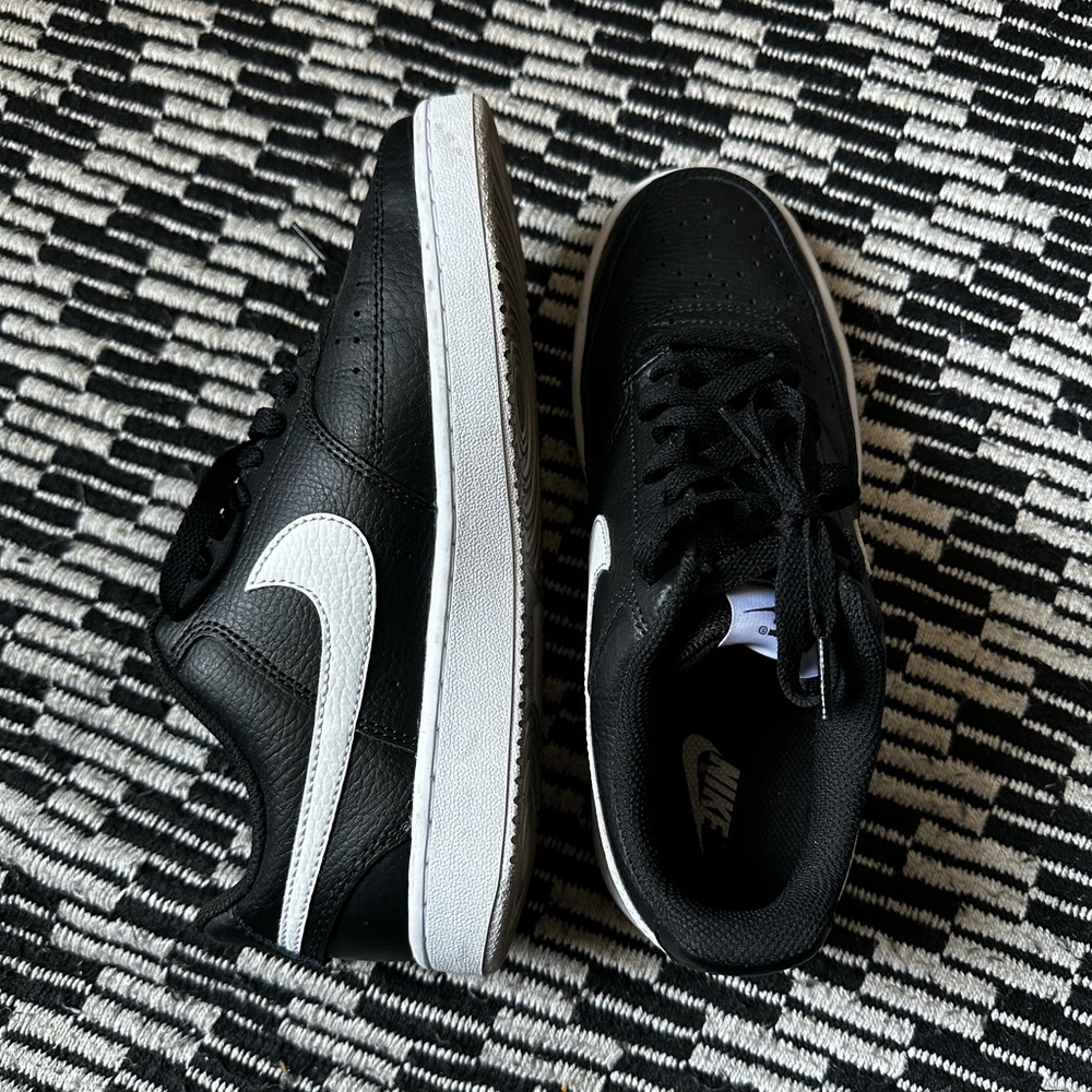 Nike Sneakers Women’s